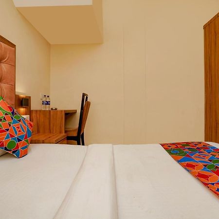 Fabexpress Emerald Inn Bombaj Exteriér fotografie